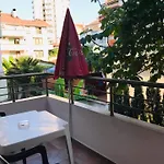 джорджия Konukevi Naousa