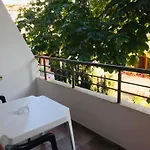 джорджия Konukevi