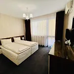 Konukevi джорджия Naousa