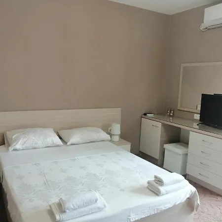 джорджия Pensión 3*