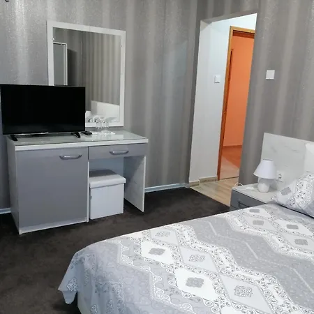 джорджия Pensión 3*