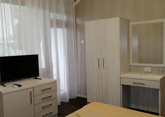 Casa de hóspedes джорджия Kiten (Burgas)